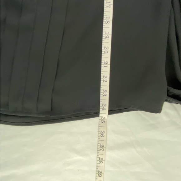 Express black pleated front keyhole neck LS blouse, M - Picture 11 of 13